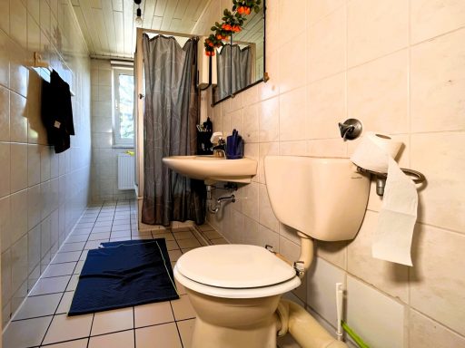 DG-links-Badezimmer-1